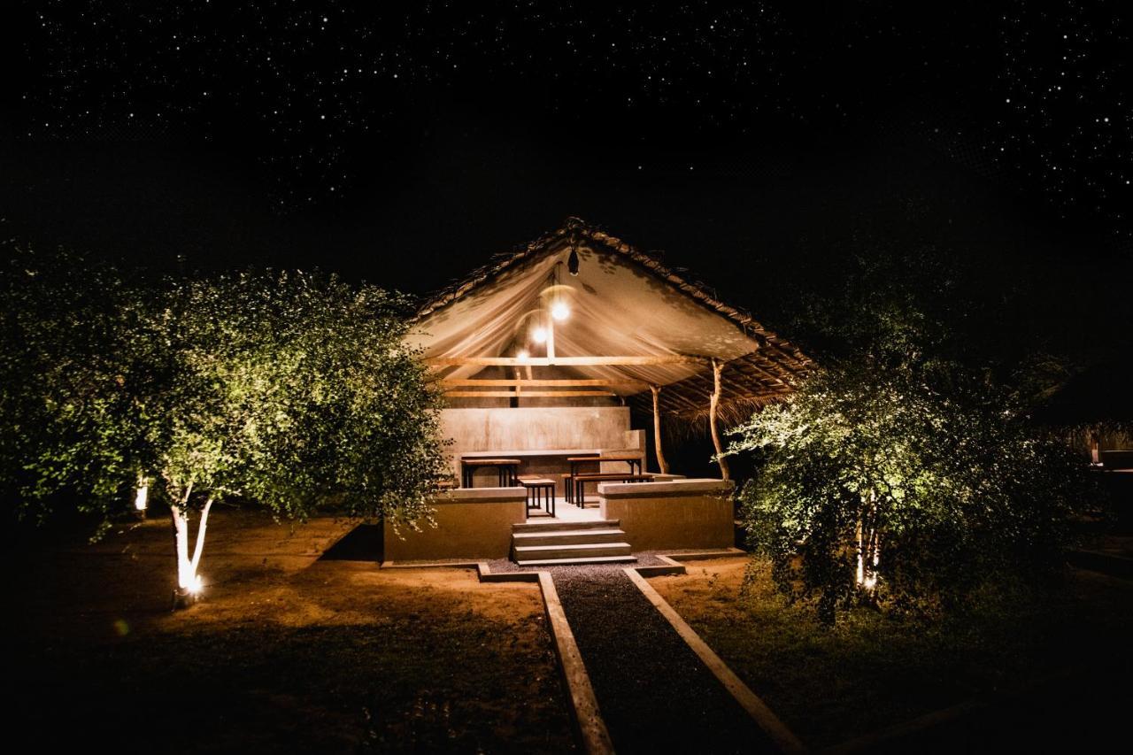 Yala Wild Hut - Yala Hotel Tissamaharama Ngoại thất bức ảnh